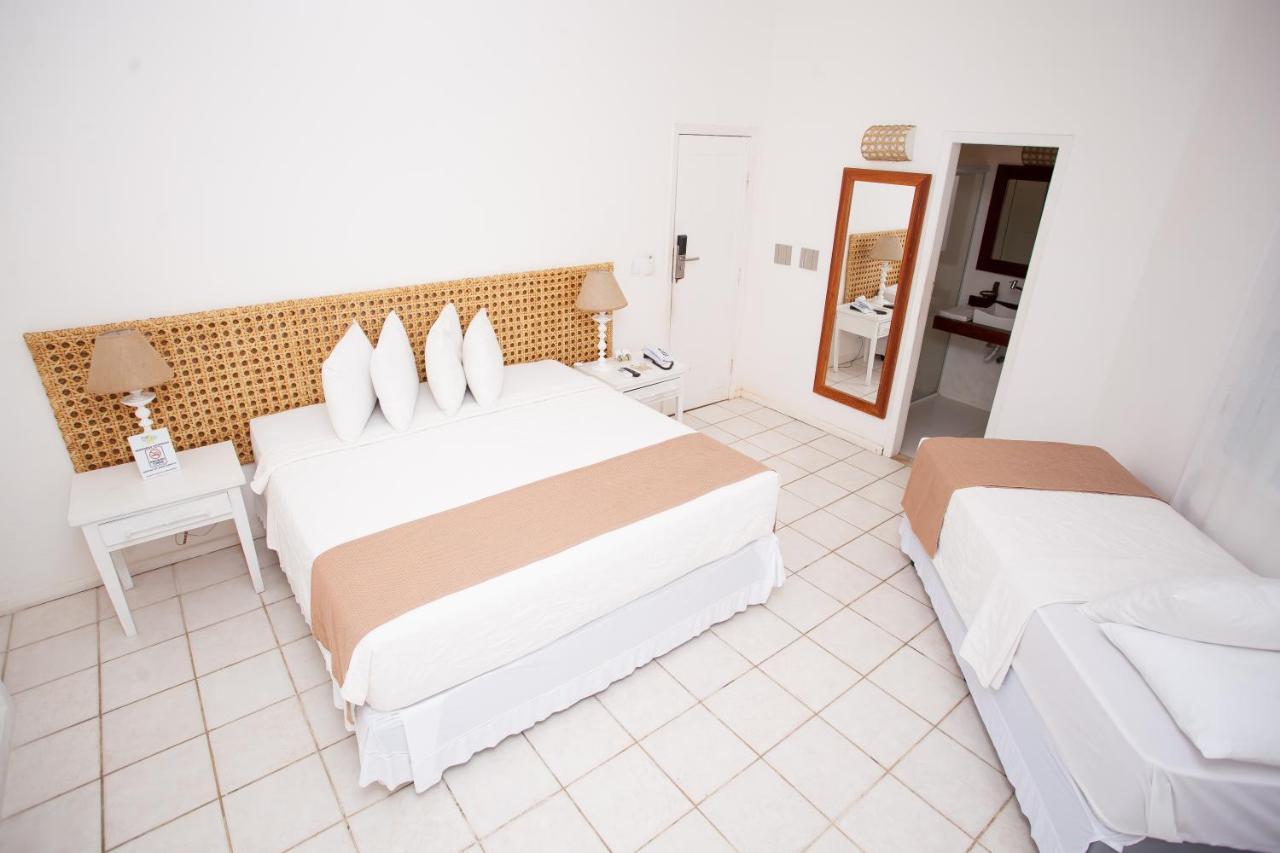 Saint Tropez Praia Hotel Порту-Сегуру Экстерьер фото